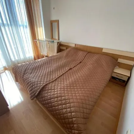 Sunny Day 6 - Nessebar Tŭnkovo