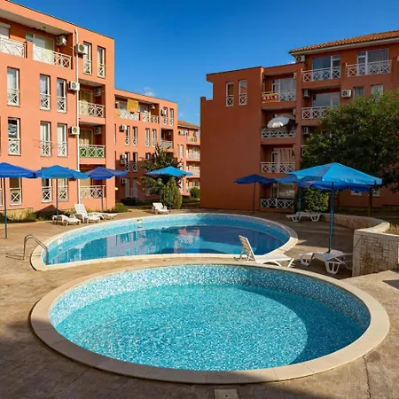 Sunny Day 6 - Nessebar Tŭnkovo